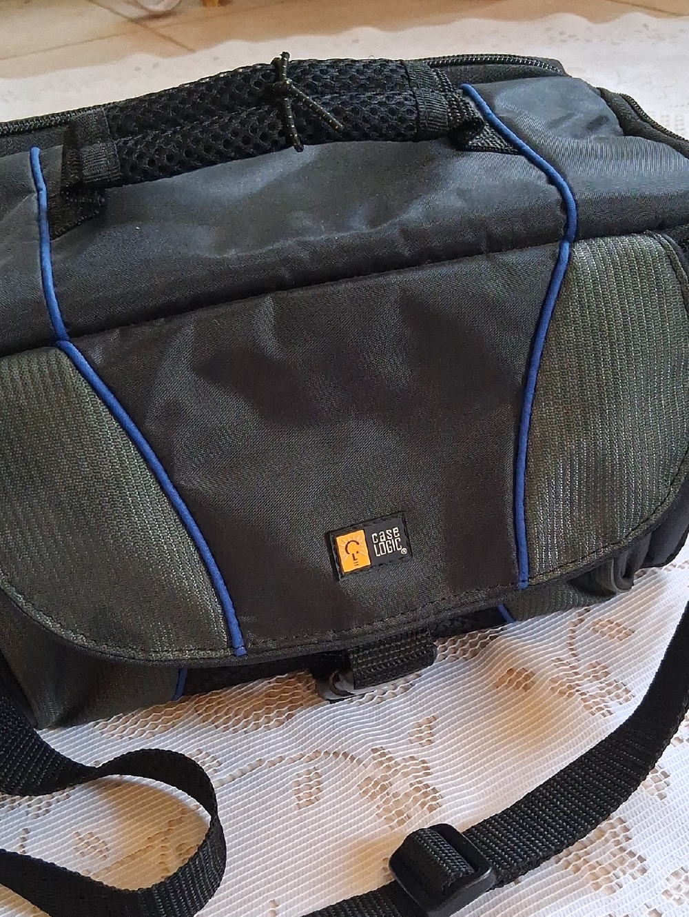 Case Logic Black and Blue Padded Camera Bag -  Carrying Case